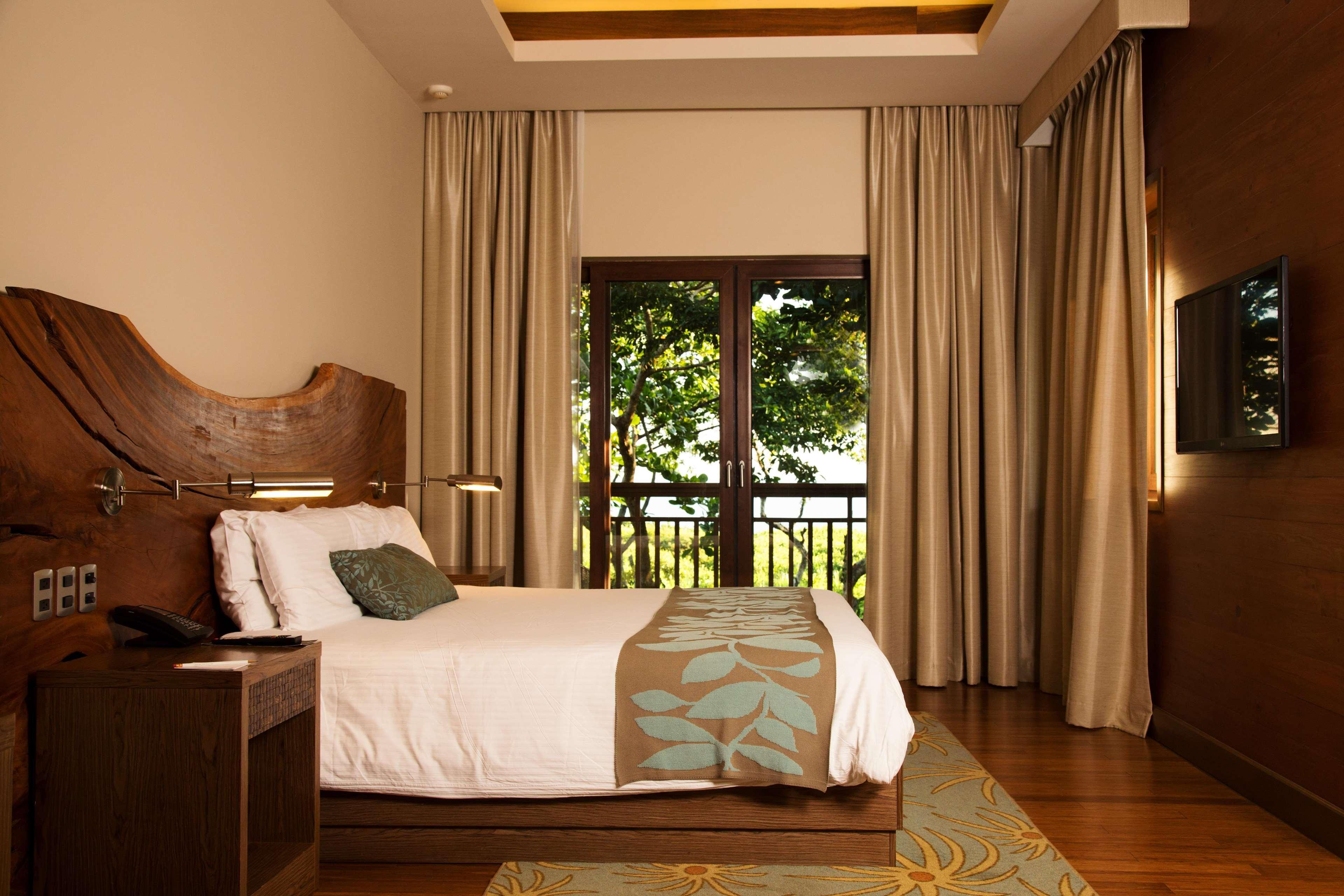 Indura Beach & Golf Resort Curio Collection By Hilton Тела Екстер'єр фото